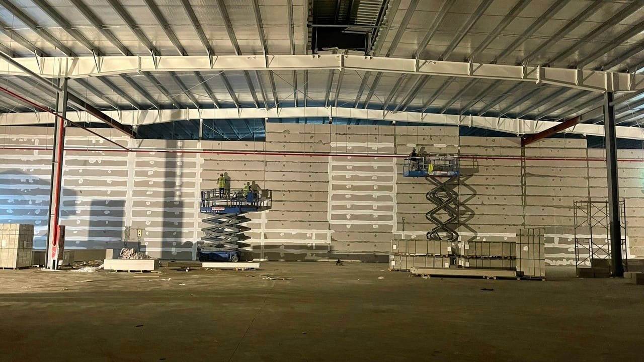 tam-panel-alc-xay-tuong-ngang